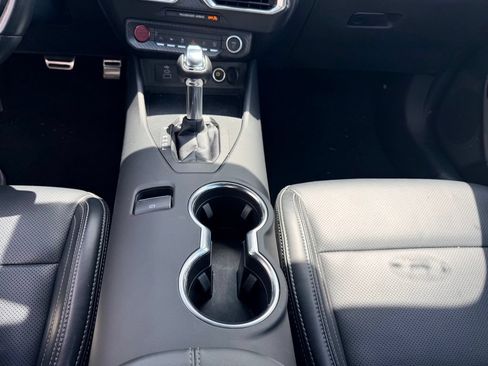 Used 2025 Ford Mustang Premium RWD image 18