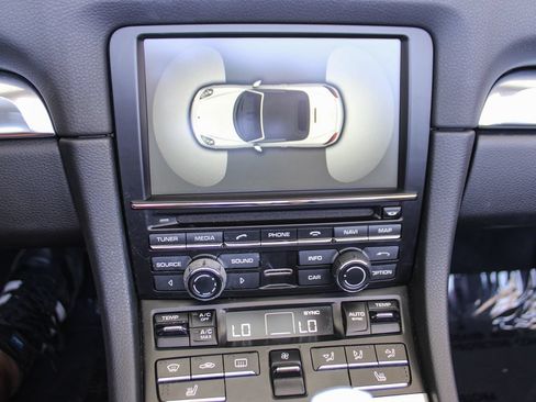 Used 2014 Porsche Boxster RWD image 28