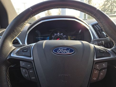 Used 2019 Ford Edge ST w/ Convenience Package image 31