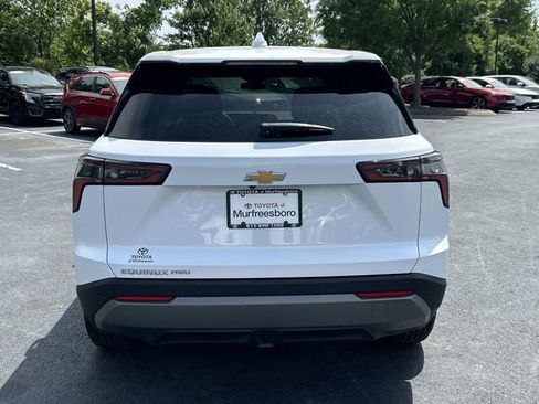 Used 2025 Chevrolet Equinox LT AWD/4WD image 5
