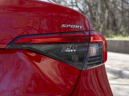 Used 2024 Honda Civic Sport image 13