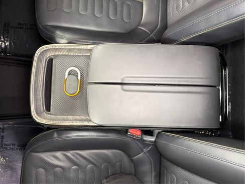 Used 2022 Rivian R1T Adventure AWD/4WD image 14