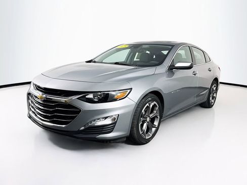 Used 2023 Chevrolet Malibu LT image 3