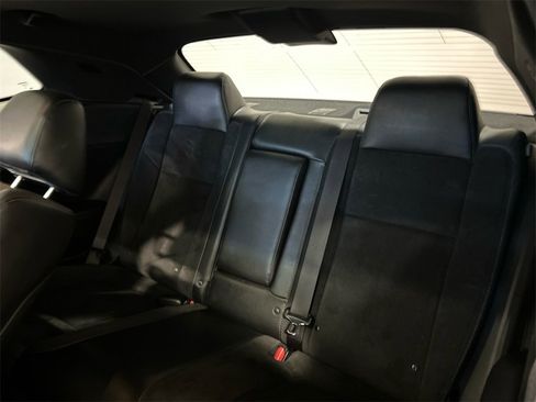 Used 2019 Dodge Challenger R/T Scat Pack w/ Widebody Package image 28