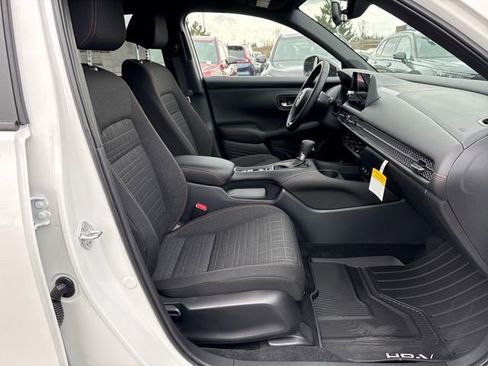 New 2026 Honda HR-V Sport image 9