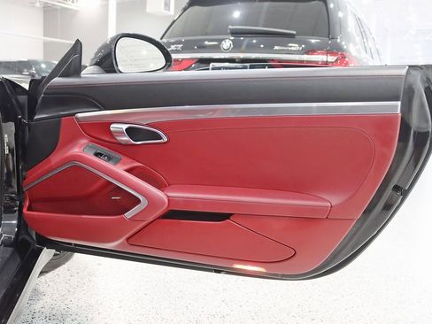 Used 2019 Porsche 911 Carrera image 32