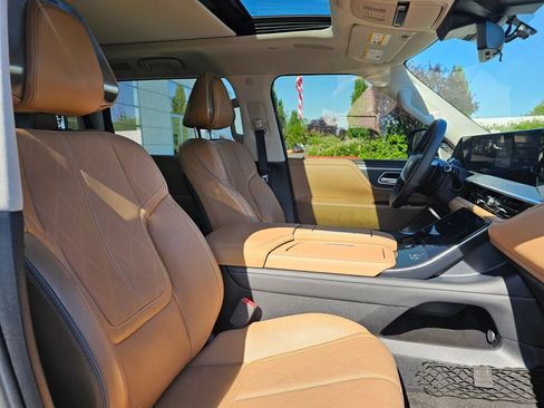 Used 2025 INFINITI QX80 Sensory w/ Exterior Package AWD/4WD image 11