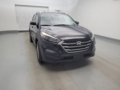 Used 2017 Hyundai Tucson SE AWD/4WD image 14