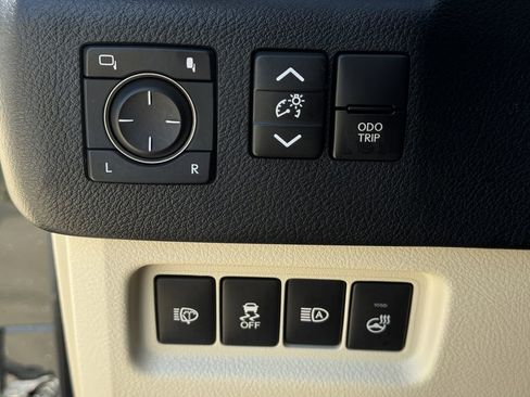 Used 2023 Lexus GX 460 Premium w/ Premium Plus Package AWD/4WD image 21
