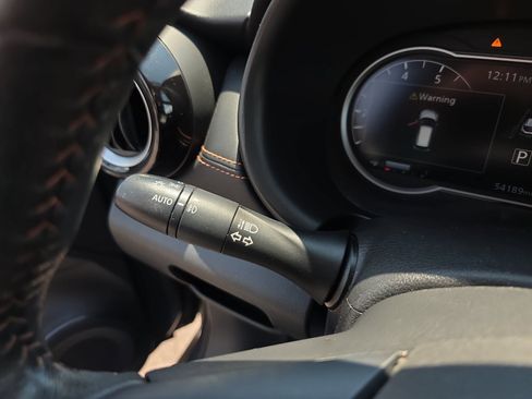 Used 2020 Nissan Kicks SR w/ SR Premium Package FWD image 30