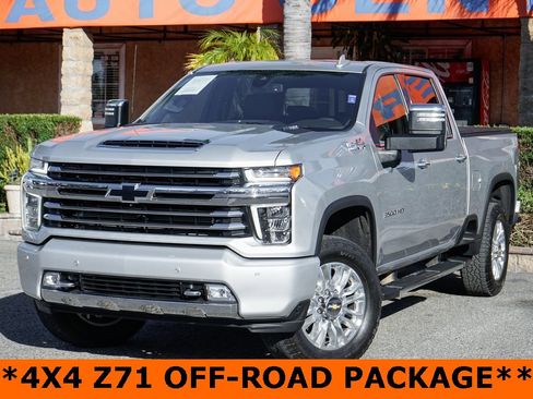 Used 2023 Chevrolet Silverado 3500 High Country w/ Safety Package II image 4