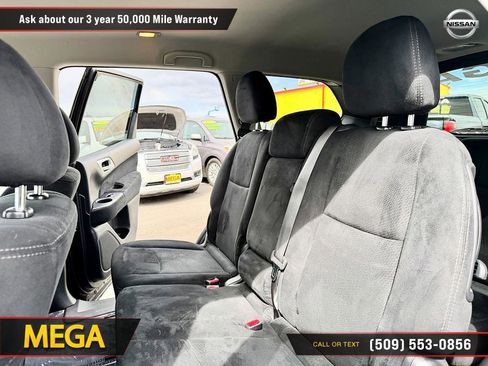 Used 2016 Nissan Pathfinder SV image 17