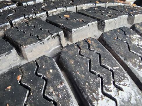 Used 2003 Ford Explorer Sport Trac XLS image 24