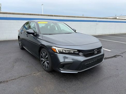 Used 2023 Honda Civic EX image 7