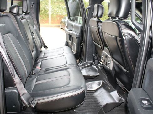 Used 2018 Ford F150 Platinum w/ Equipment Group 701A Luxury image 24