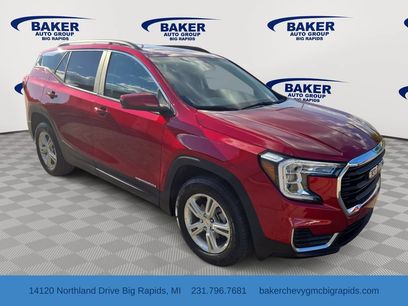 Used 2024 GMC Terrain SLE w/ Driver Convenience Package