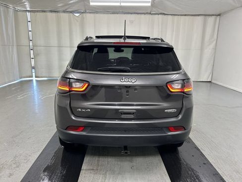 Used 2022 Jeep Compass Latitude w/ Sun and Sound Group AWD/4WD image 21