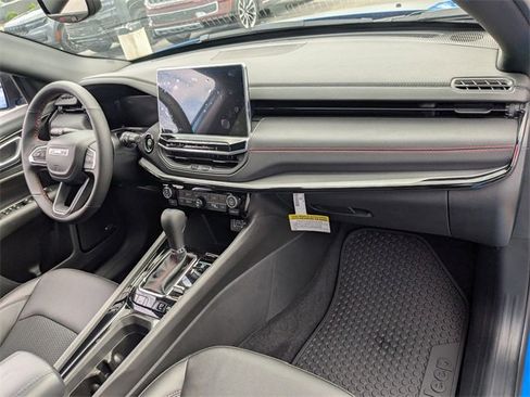 New 2026 Jeep Compass Trailhawk w/ Sun, Sound & Navigation Group image 39