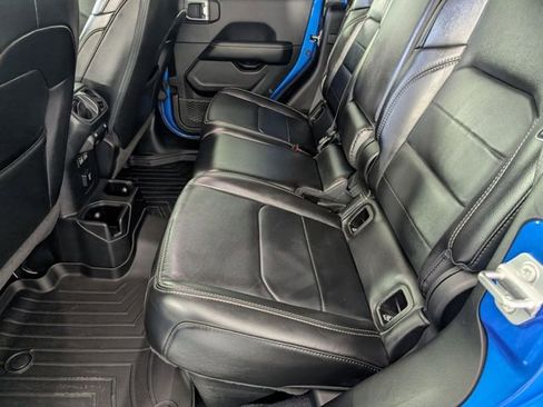 Certified 2023 Jeep Gladiator Overland image 26