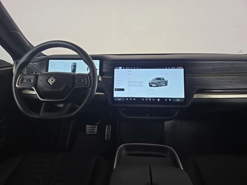 Used 2024 Rivian R1T Adventure image 25