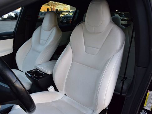 Used 2016 Tesla Model X 75D image 13