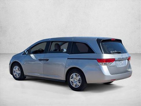 Used 2016 Honda Odyssey LX image 8