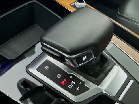 Certified 2023 Audi Q5 2.0T Premium image 17