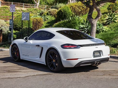 Used 2018 Porsche 718 Cayman S RWD image 4