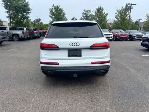 Certified 2025 Audi Q7 3.0T Premium Plus AWD/4WD image 7