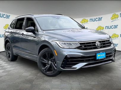 Used 2023 Volkswagen Tiguan SE R-Line