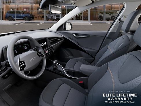 New 2026 Kia Niro LX FWD image 18