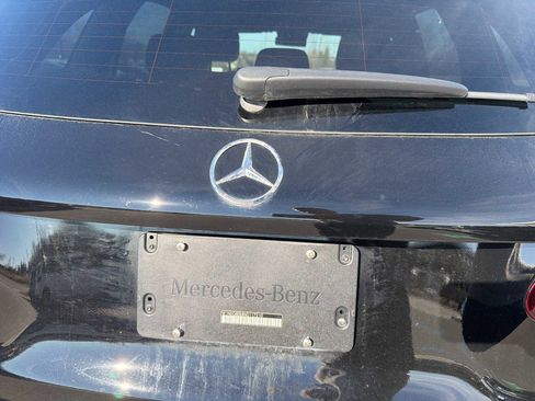 Used 2022 Mercedes-Benz GLC 300 4MATIC image 12