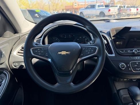 Used 2024 Chevrolet Malibu LS image 17