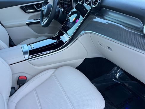 New 2026 Mercedes-Benz GLC 300 4MATIC image 18