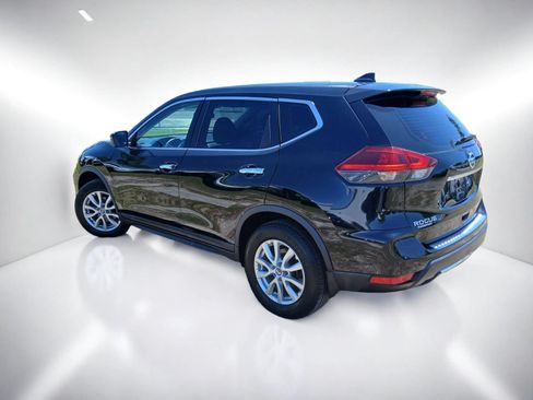 Used 2020 Nissan Rogue S FWD image 4