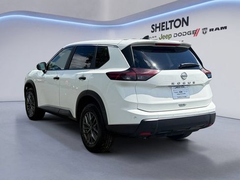 Used 2024 Nissan Rogue S FWD image 4