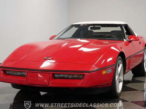 Used 1989 Chevrolet Corvette Convertible image 18