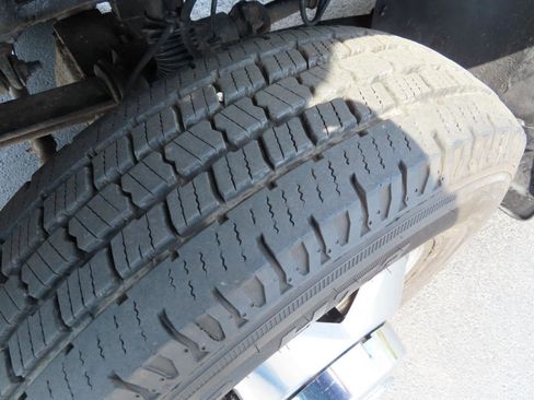 Used 2003 Ford F350 Lariat image 12