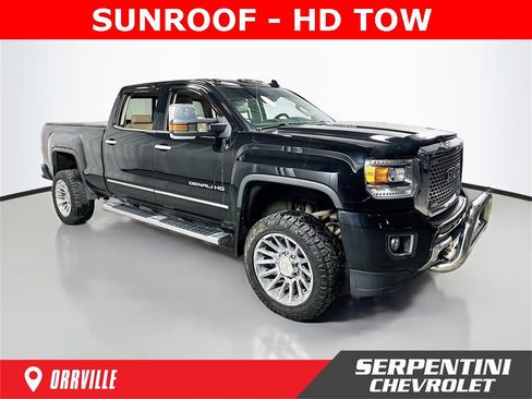 Used 2015 GMC Sierra 3500 Denali w/ Duramax Plus Package image 1