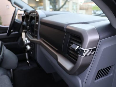 Used 2024 Ford F150 XLT AWD/4WD image 13