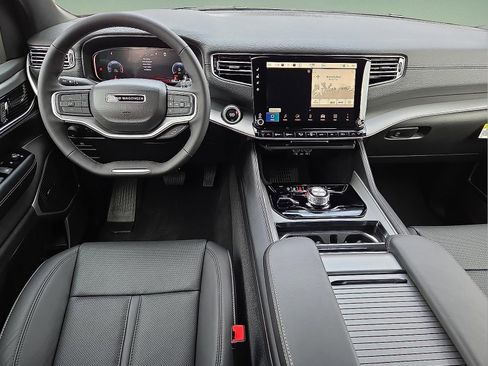 New 2026 Jeep Grand Wagoneer L Limited w/ 8-Passenger Seating Package AWD/4WD image 12