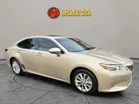 Used 2014 Lexus ES 300h image 10