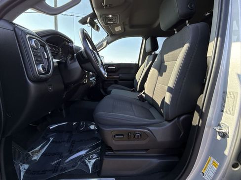 Used 2019 GMC Sierra 1500 SLE w/ SLE Value Package image 12