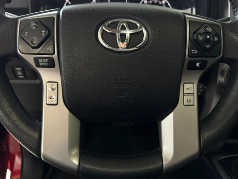 Used 2020 Toyota 4Runner TRD Off-Road Premium w/ Moonroof Package AWD/4WD image 23