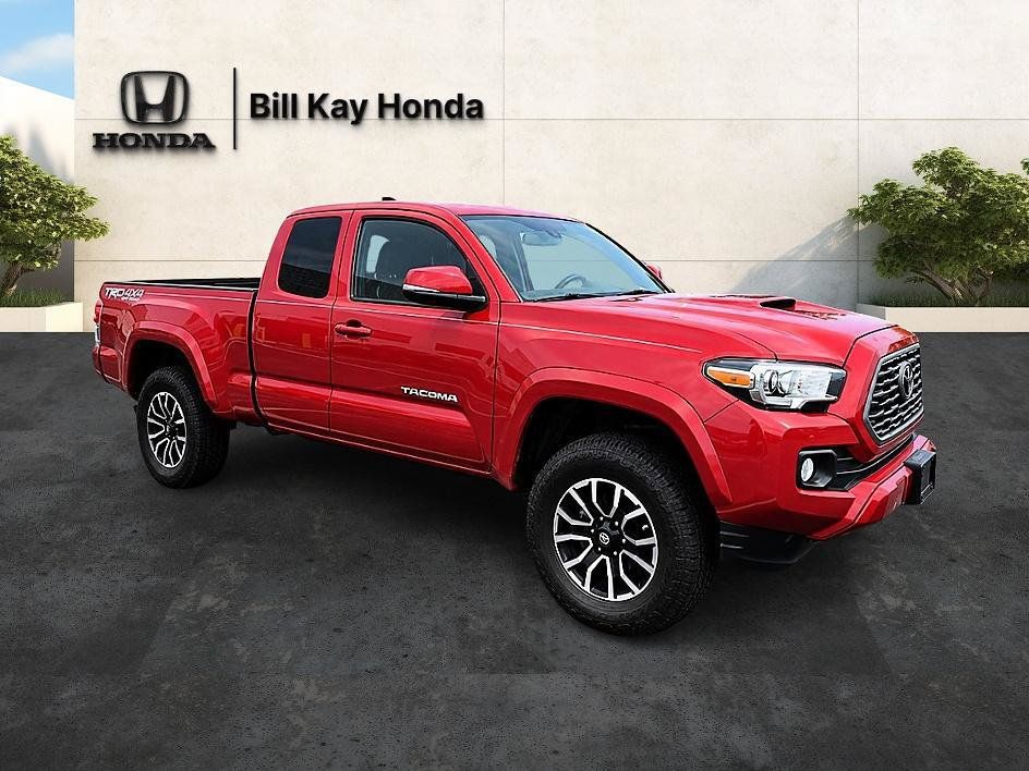 Used 2022 Toyota Tacoma TRD Sport w/ TRD Premium Sport Package AWD/4WD image 1