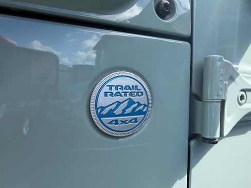 Used 2023 Jeep Wrangler Sahara image 51