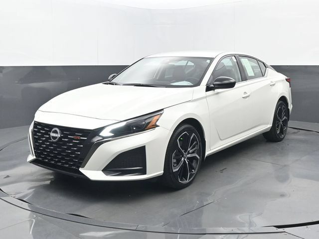 Used 2025 Nissan Altima 2.5 SR AWD/4WD image 22