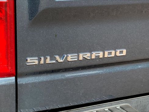 Used 2019 Chevrolet Silverado 1500 Custom Trail Boss w/ Custom Convenience Package image 30