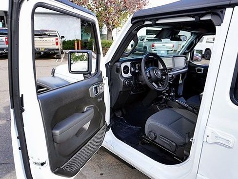 New 2026 Jeep Wrangler Unlimited Sport S image 41