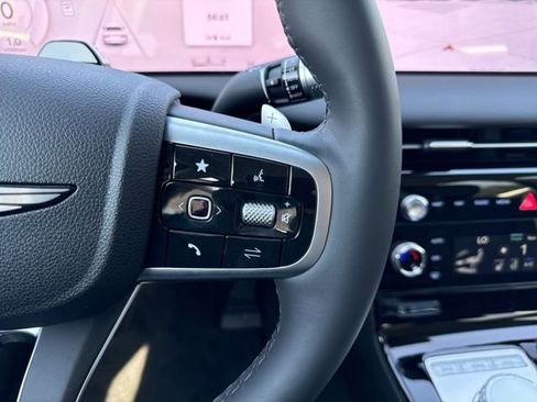 Used 2025 Genesis G80 2.5T image 36